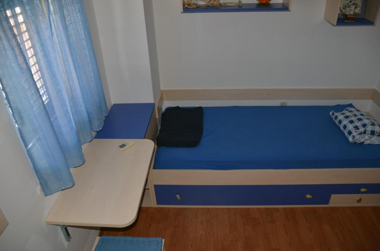 Apartman Ananda Bol - 2 Bedrooms, 7 Beds Exterior photo