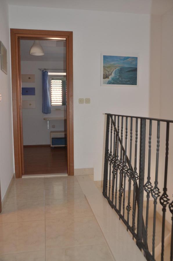 Apartman Ananda Bol - 2 Bedrooms, 7 Beds Exterior photo
